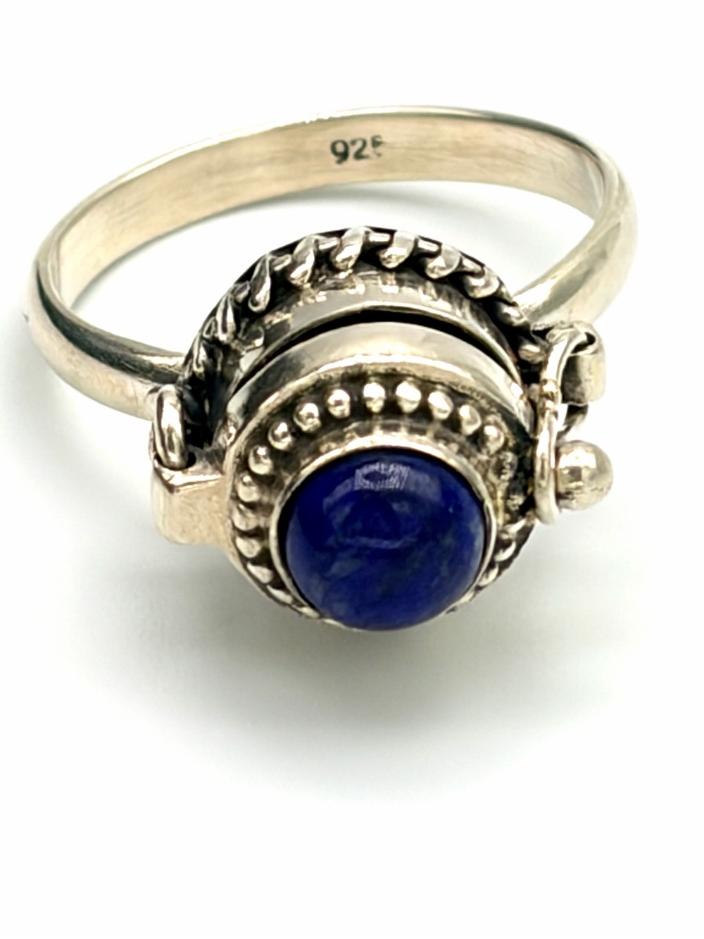 Sterling Silver Lapis Lazuli Cabochon Ring - Blue vintage Poison Ring / Tincture